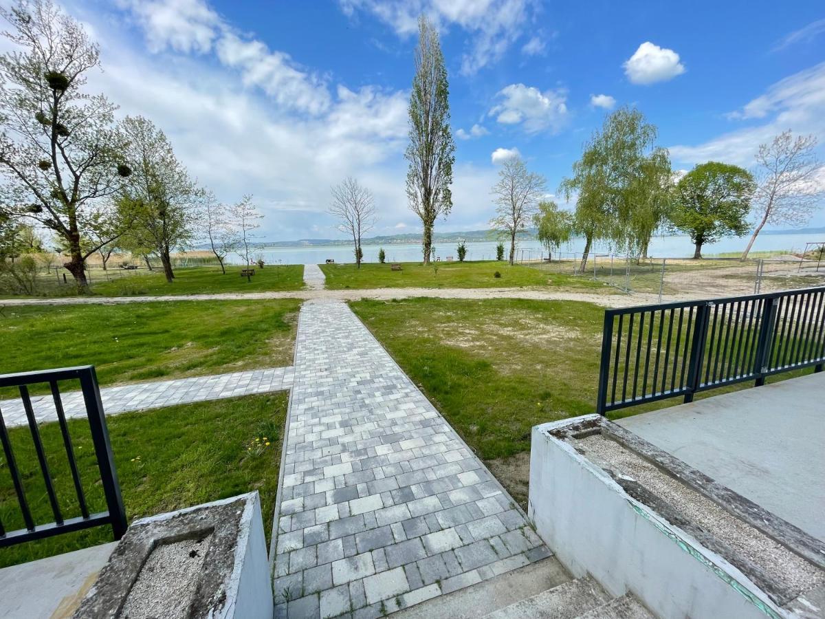 Siesta Apartman Balatonberény Exteriér fotografie